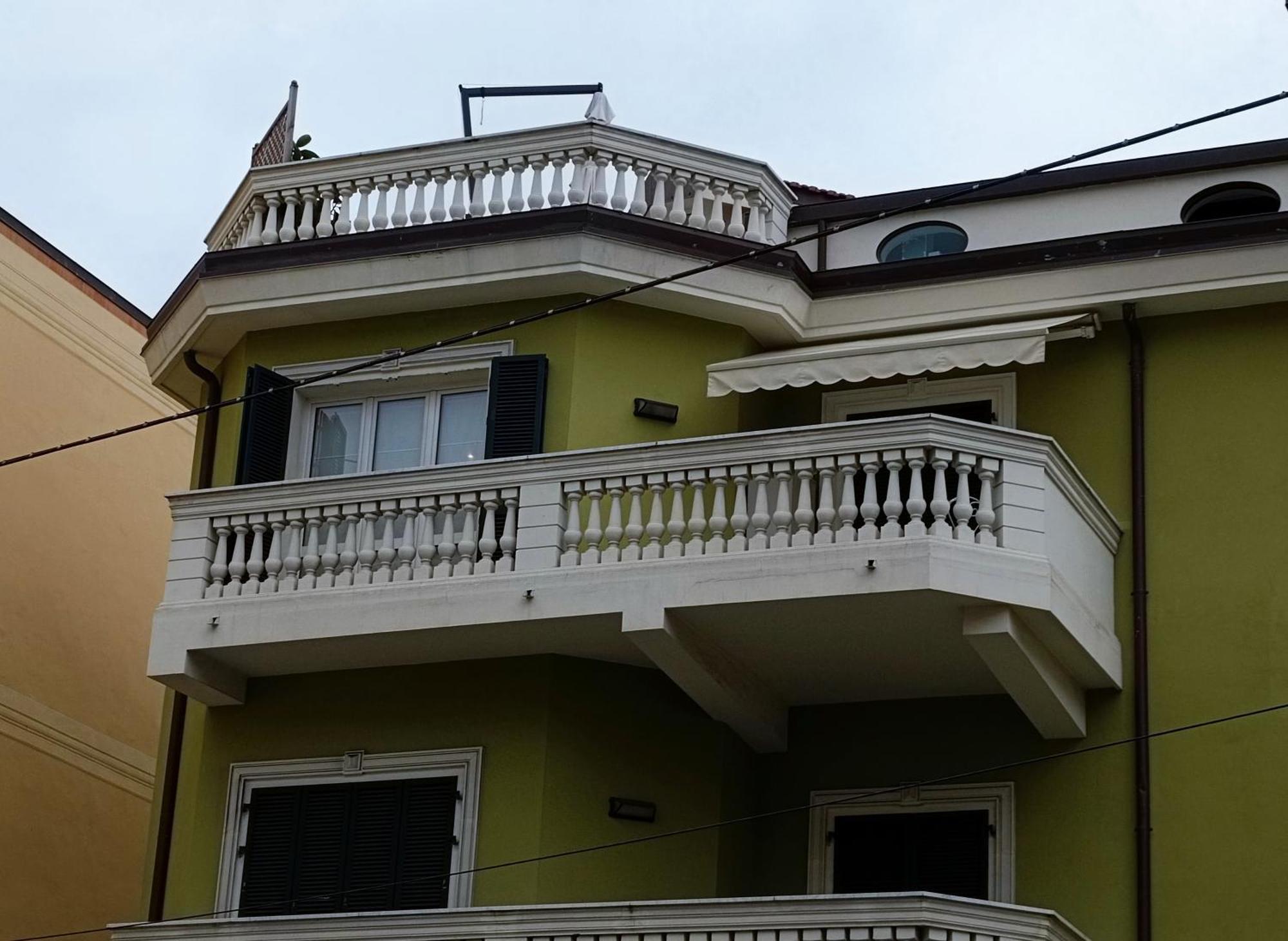 Carlo'S Lf2.17-Sanremo Centro-La Maison Del Corso- Extérieur photo
